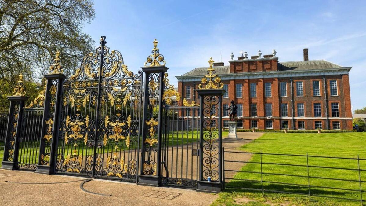 1-Bed Apartment, Close To Kensington Olympia With Free Wi-Fi & Netflix Londra Esterno foto