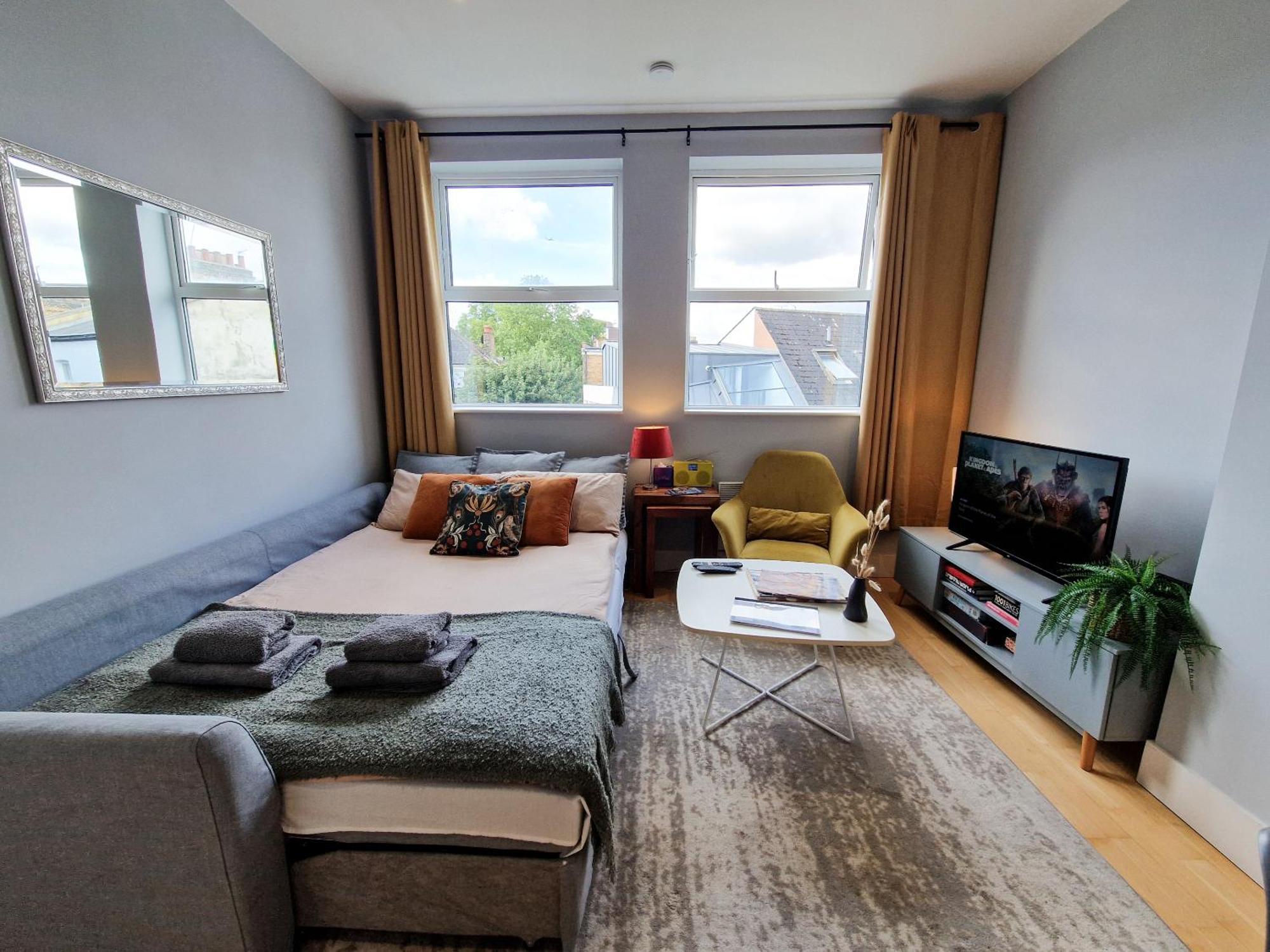 1-Bed Apartment, Close To Kensington Olympia With Free Wi-Fi & Netflix Londra Esterno foto