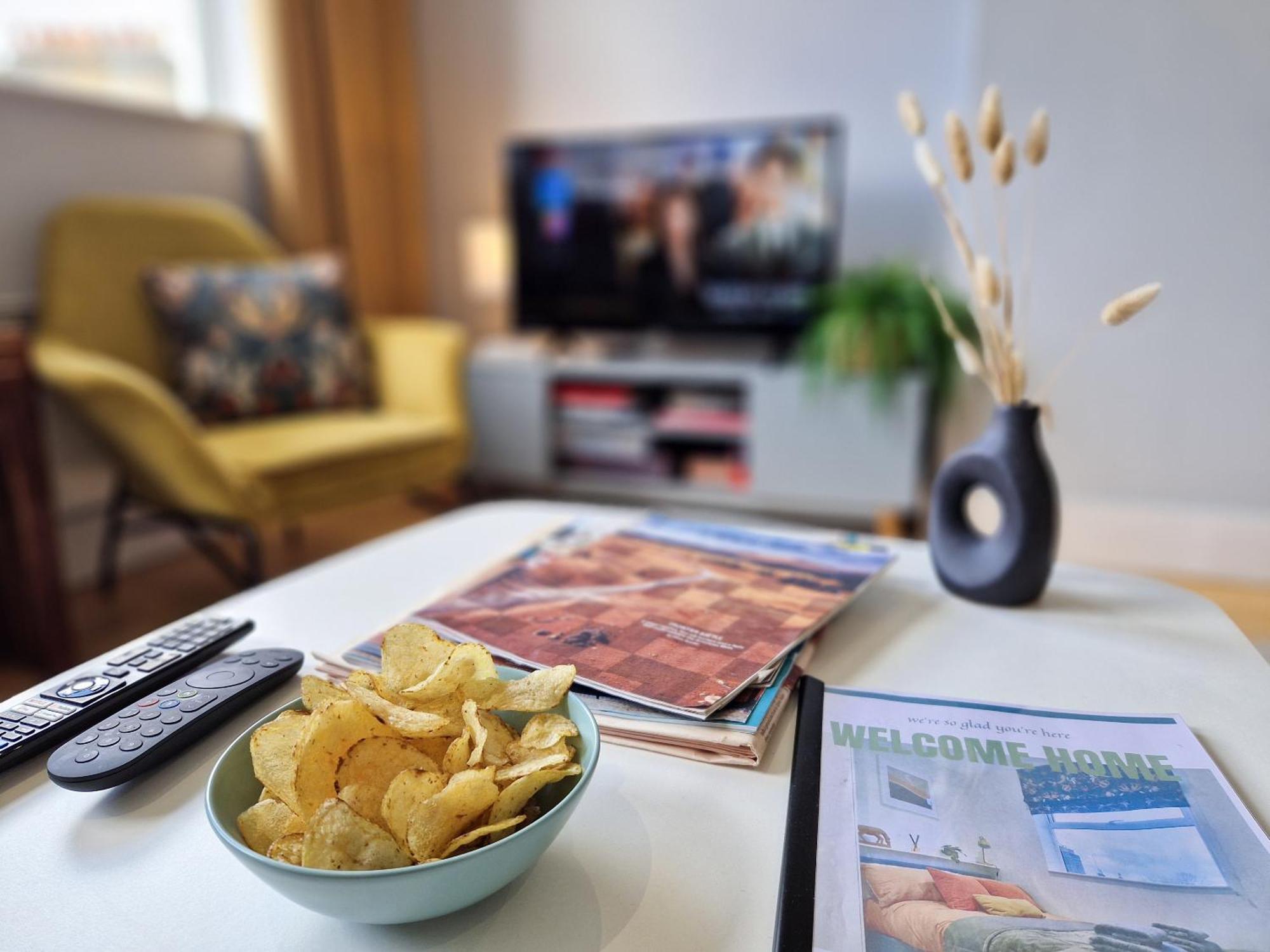 1-Bed Apartment, Close To Kensington Olympia With Free Wi-Fi & Netflix Londra Esterno foto