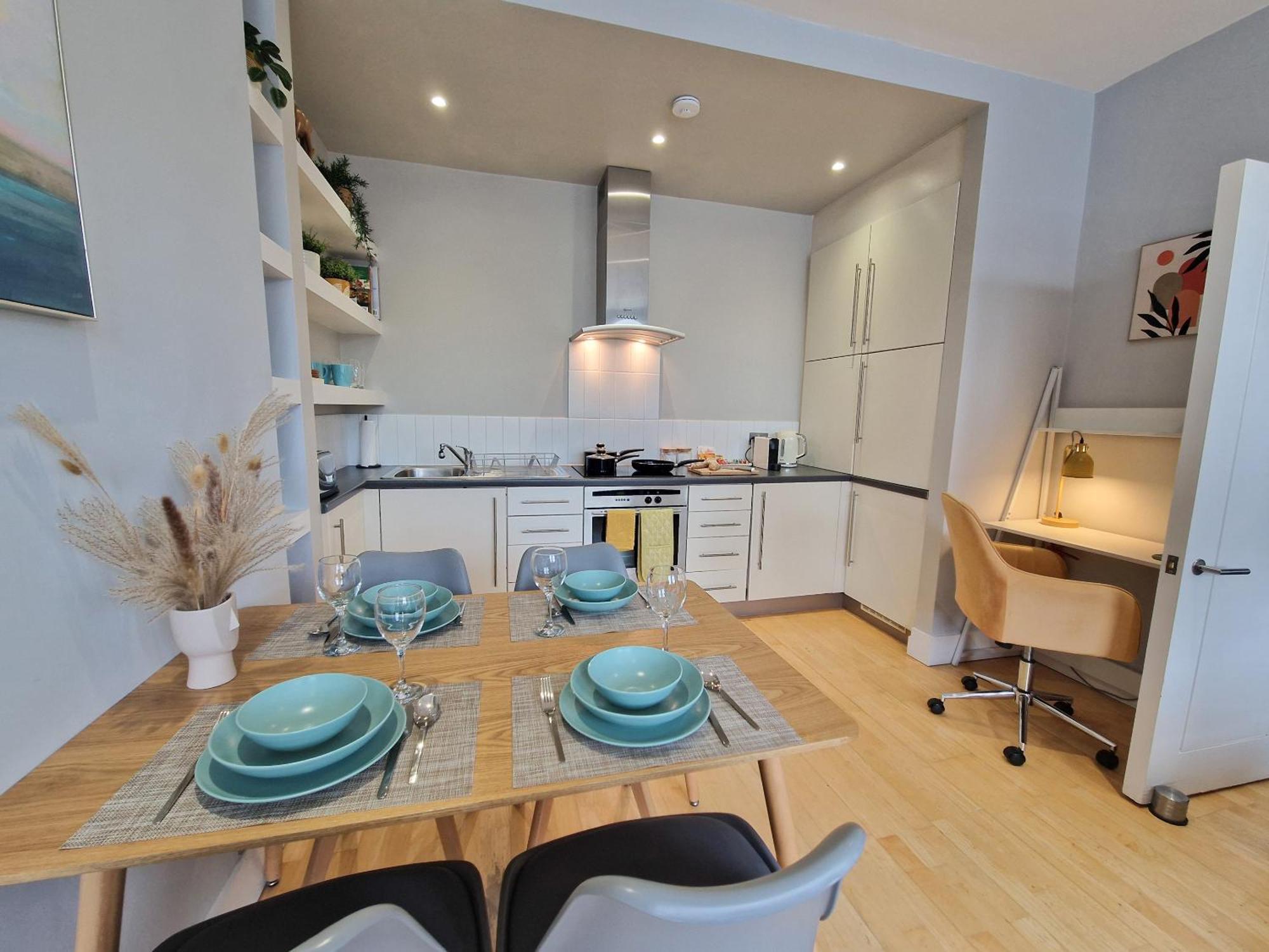 1-Bed Apartment, Close To Kensington Olympia With Free Wi-Fi & Netflix Londra Esterno foto